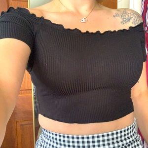 Black Crop Top Ribbed Tee